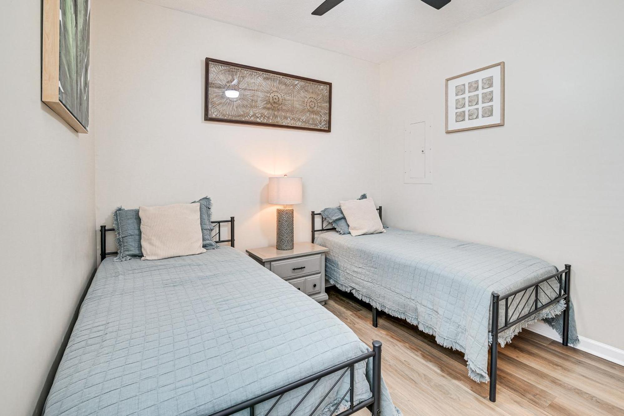 Breezy Golf Condo With Pool Access, 4 Mi To Beach Myrtle Beach Bagian luar foto